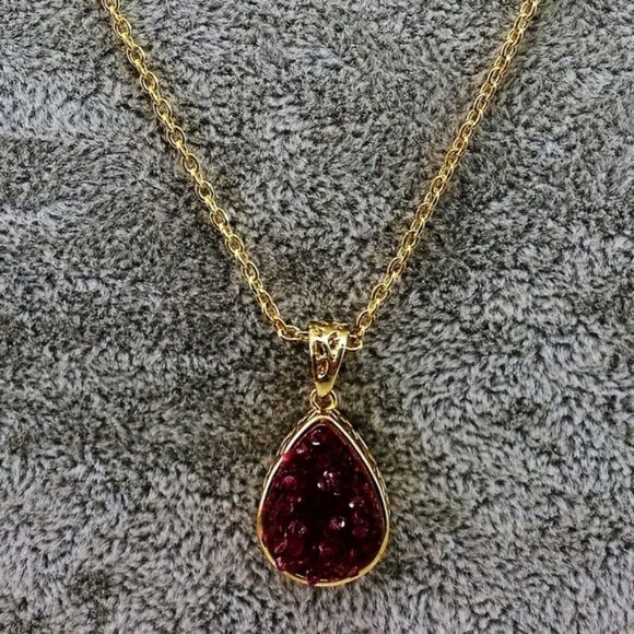 10/$25🦋 T&J Designs Pink Druzy Pendant Necklace - Picture 4 of 5